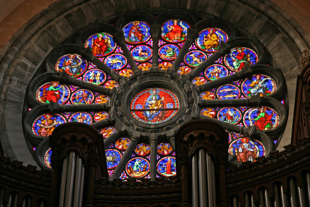 The beautiful rose glass window seen from the inside. - See more at: http://www.ourworldheritage.be/belgium.htm#sergiev