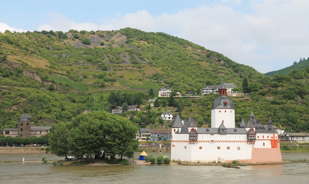 Pfalzgrafenstein castle, on Falkenau island in the Rhine near Kaub.